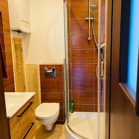 Apartament Hallera *
